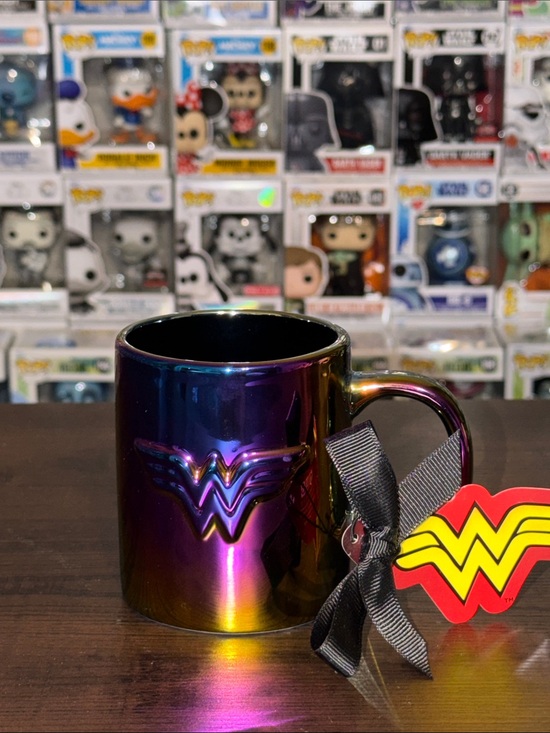 DC Other - Wonder Woman Iridescent Logo Mug